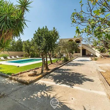 Casa Leila Holiday home